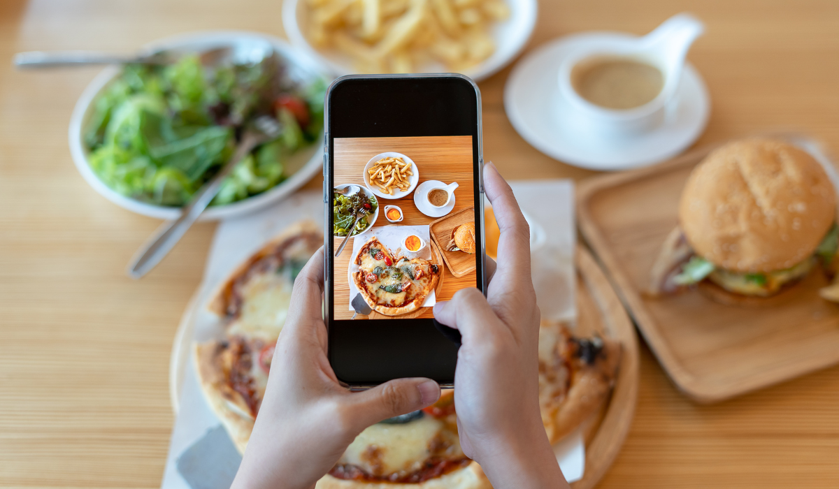Restaurant Owners Tips for Thriving on Social Media